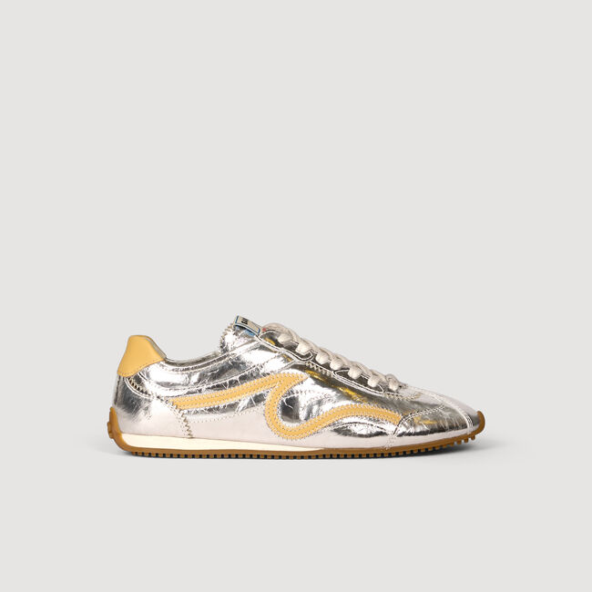 Light wave metallic sneakers